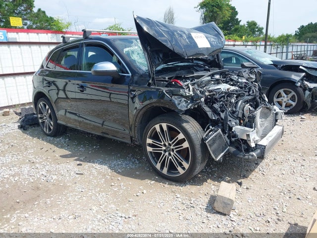 2018 AUDI SQ5 WA1A4AFY1J2125679 Photo 0