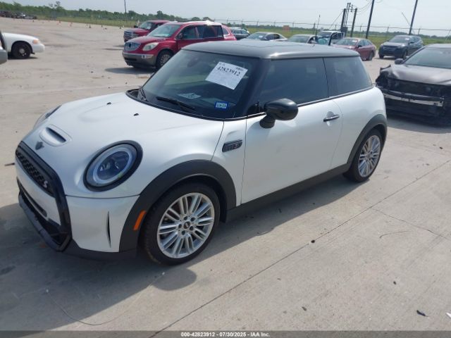 2024 MINI HARDTOP WMW53DH09R2V51924 Photo 1