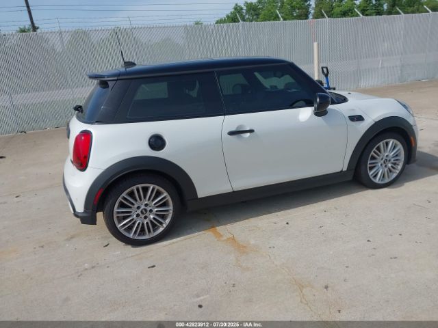 2024 MINI HARDTOP WMW53DH09R2V51924 Photo 3
