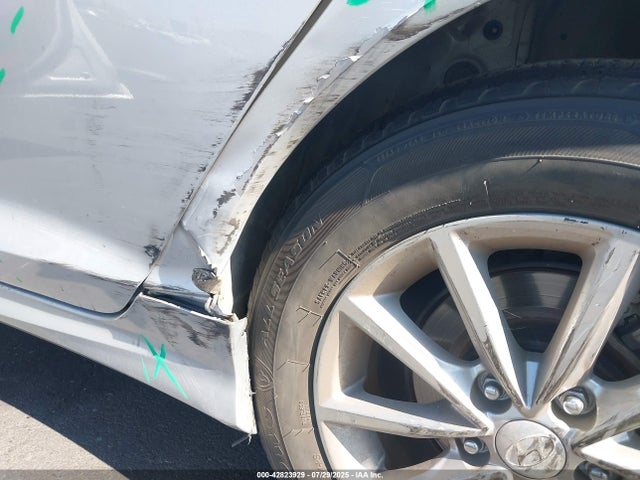 Hyundai gdi theta-ii 2019 5NPE24AF3KH790202 Image 18