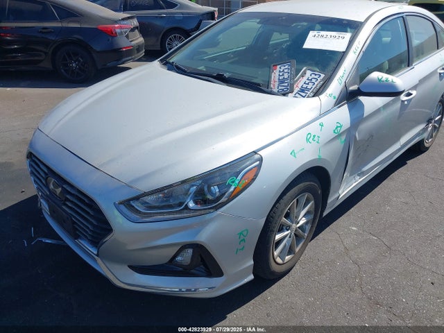 Hyundai gdi theta-ii 2019 5NPE24AF3KH790202 Image 2