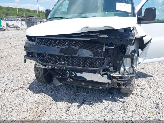 1GCWGAF71M1207030 Chevrolet l8t