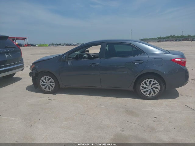 Toyota 2zr-fe 2018 2T1BURHE9JC048802 Image 14