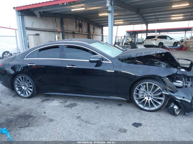 W1K2J5KBXMA089714 Mercedes-Benz m256