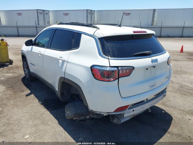 3C4NJCBB1KT616217 Jeep Compass