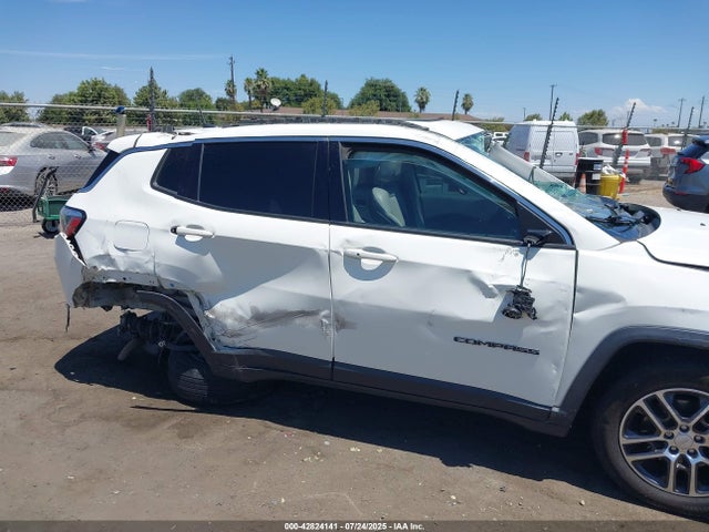 3C4NJCBB1KT616217 Jeep Compass