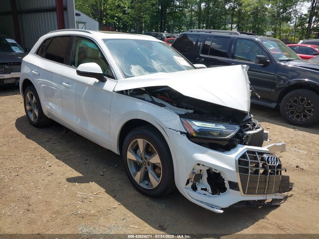 2024 AUDI Q5 WA1BBAFY8R2120081 Photo 0