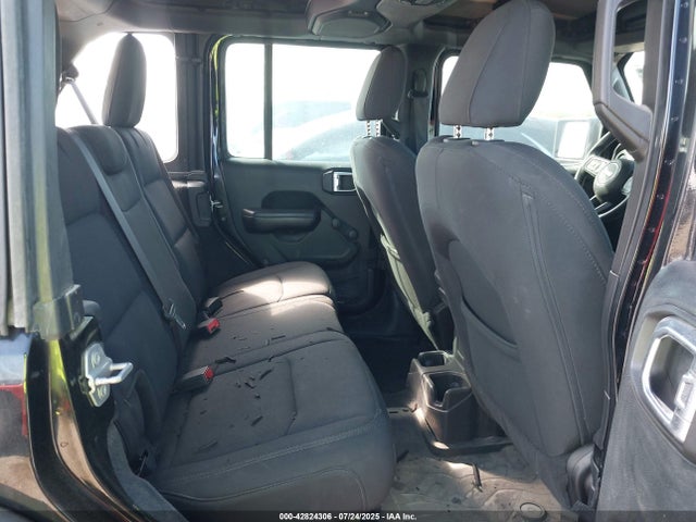 1C4HJXDG4KW561799 Jeep Wrangler
