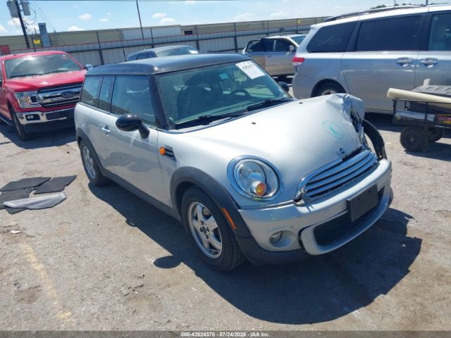 2011 MINI COOPER CLUBMAN WMWZF3C59BT188840 Photo 0