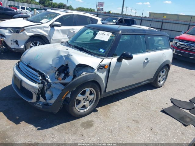 2011 MINI COOPER CLUBMAN WMWZF3C59BT188840 Photo 1