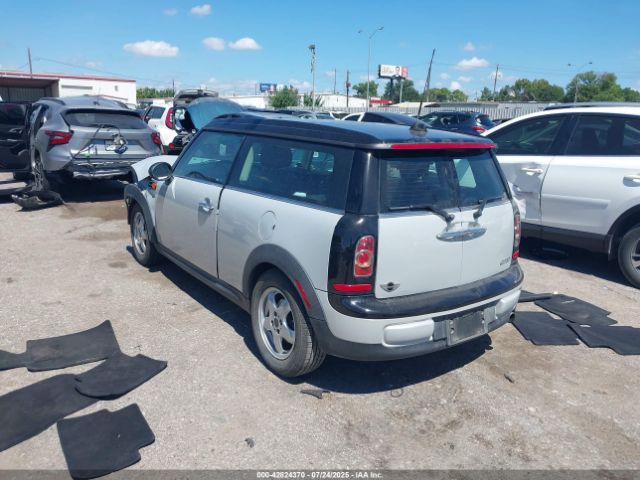2011 MINI COOPER CLUBMAN WMWZF3C59BT188840 Photo 2