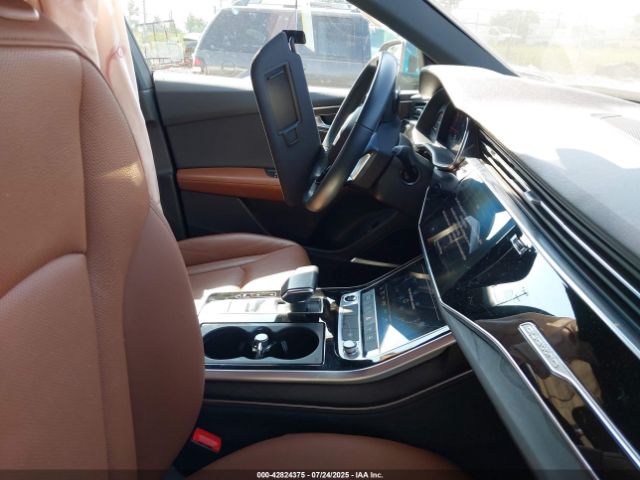 2022 AUDI Q8 WA1EVBF16ND015261 Photo 4