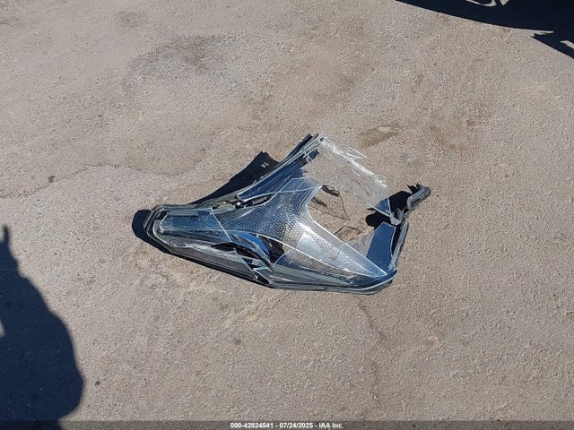 GMC l86 - spark ignited direct injection, variable valve timing, afm, e85max, alum 2019 1GKS2CKJ3KR145952 Image 12
