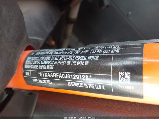 2018 POLARIS SLINGSHOT 57XAARFA0J8129128 Photo 8