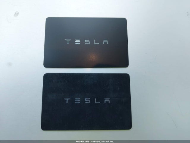 2024 TESLA MODEL Y 7SAYGDED5RF093343 Photo 10