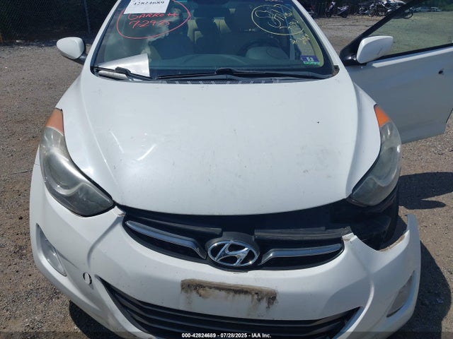 Продажа на аукционе авто 2012 Hyundai Elantra Limited, vin: 5NPDH4AE1CH082064, номер лота: 42824689
