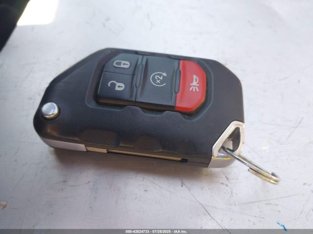 2022 JEEP GLADIATOR 1C6HJTAG4NL135346 Photo 10