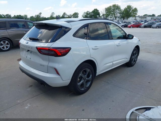 2023 FORD ESCAPE 1FMCU9MN2PUA18123 Photo 3
