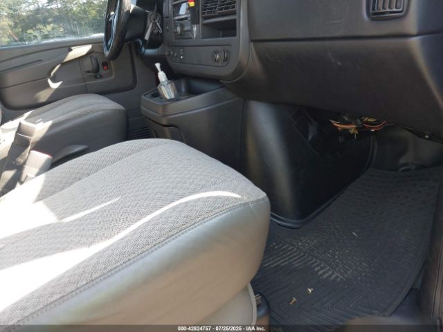 2014 GMC SAVANA 3500 1GTZ7UFG6E1134785 Photo 4