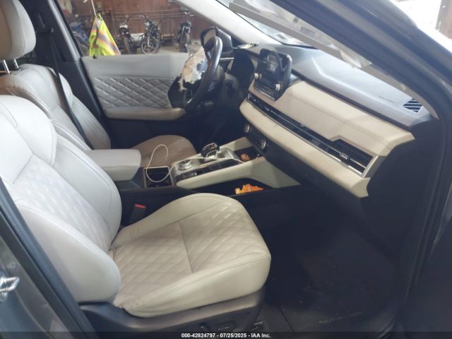 2022 MITSUBISHI OUTLANDER JA4J4VA84NZ087134 Photo 4