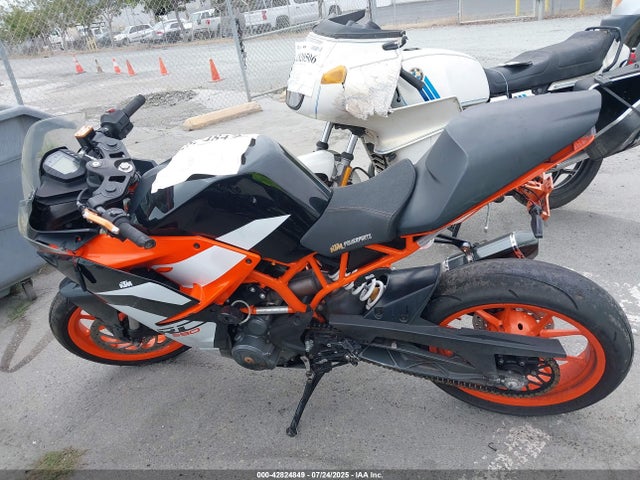 KTM 390 Duke 2017 MD2JYJ400HC270802 Image 12