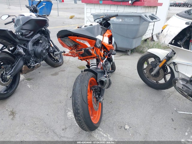 KTM 390 Duke 2017 MD2JYJ400HC270802 Image 6