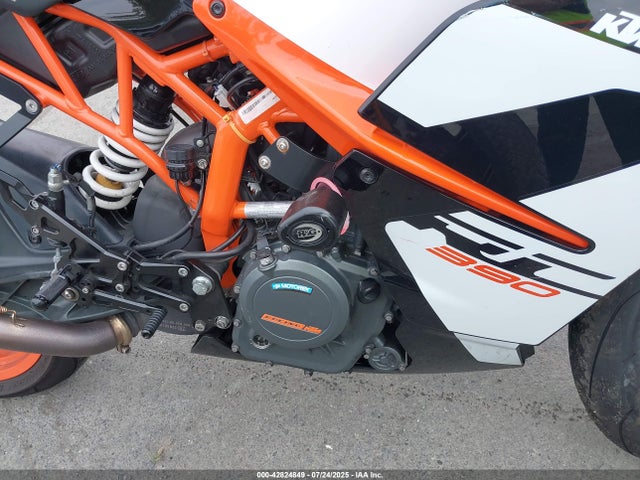 KTM 390 Duke 2017 MD2JYJ400HC270802 Image 8