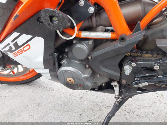 KTM 390 Duke 2017 MD2JYJ400HC270802 Image 9