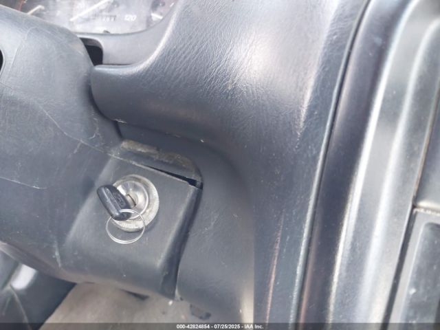 1999 HONDA CR-V JHLRD1768XC020939 Photo 10