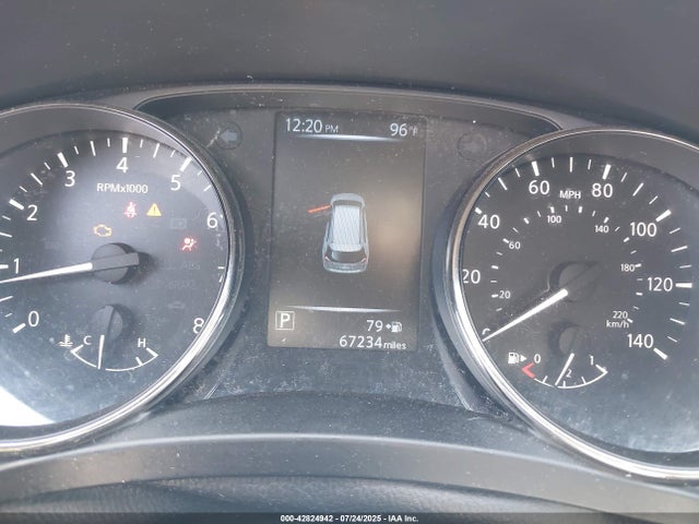 JN8AT2MV4HW022948 Nissan Rogue