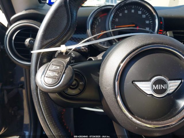 2015 MINI HARDTOP WMWXP7C59F2A35675 Photo 10