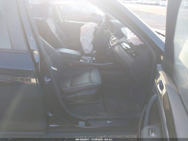 5UXWX9C3XH0W66602 BMW 2017