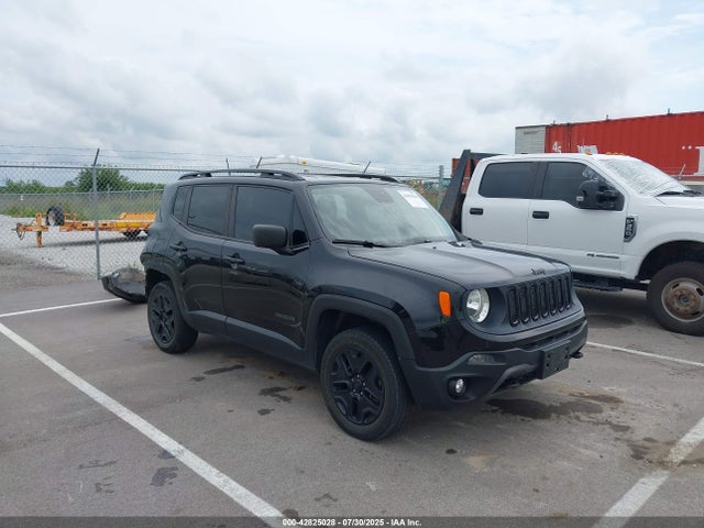 42825028 :رقم المزاد ، ZACCJBAB2JPH59380 vin ، 2018 Jeep Renegade Upland Edition 4x4 مزاد بيع