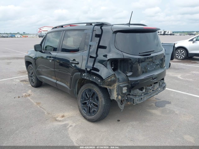 42825028 :رقم المزاد ، ZACCJBAB2JPH59380 vin ، 2018 Jeep Renegade Upland Edition 4x4 مزاد بيع