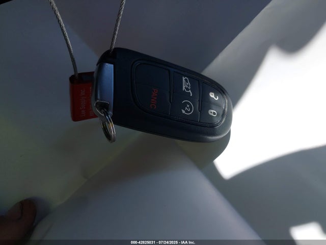 1C4PJLLB3LD645457 Jeep 2020
