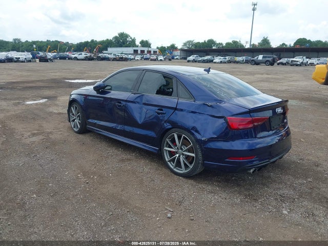 2018 AUDI S3 WAUB1HFF4J1012421 Photo 2