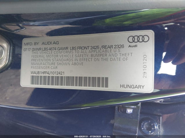 2018 AUDI S3 WAUB1HFF4J1012421 Photo 8