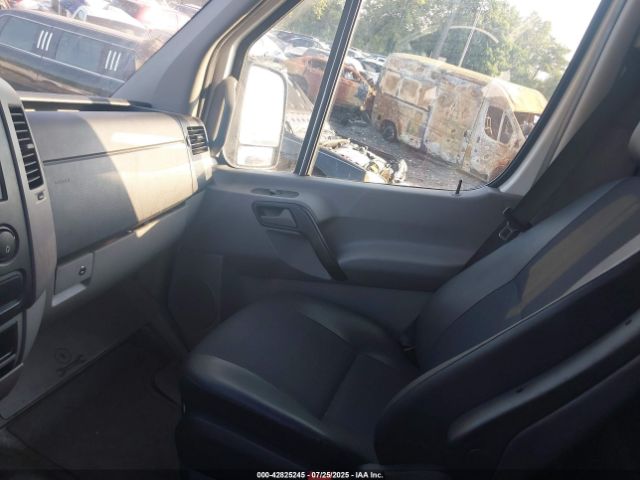 2016 MERCEDES-BENZ SPRINTER 3500 WD3PF4CCXGP288096 Photo 4