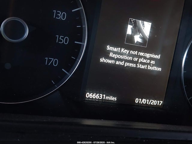 Land Rover aj20p 2018 SALYB2RX4JA724237 Image 14