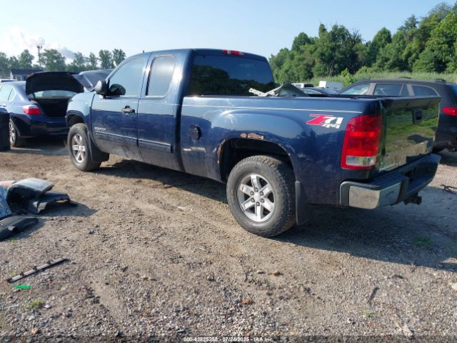 2011 GMC SIERRA 1500 1GTR2VE39BZ136515 Photo 2