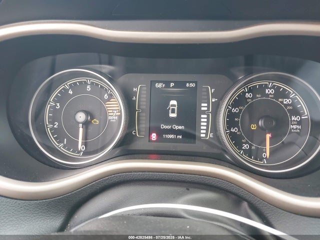1C4PJLCB6HW668128 Jeep Cherokee