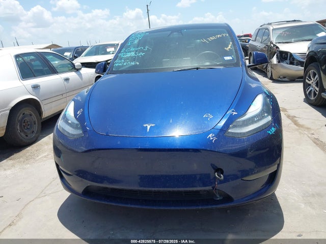 7SAYGDEE3NF480850 Tesla Model Y