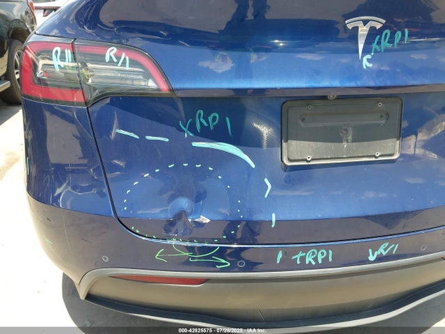 7SAYGDEE3NF480850 Tesla Model Y