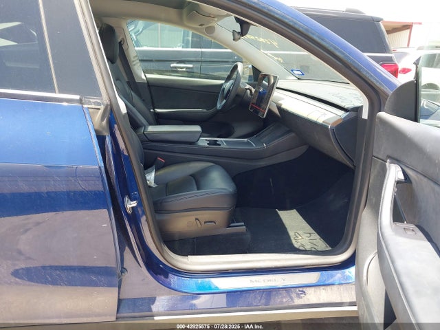 2022 TESLA MODEL Y 7SAYGDEE3NF480850 Photo 4