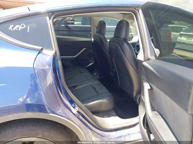 2022 TESLA MODEL Y 7SAYGDEE3NF480850 Photo 7