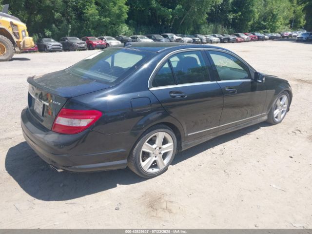 2010 MERCEDES-BENZ C 300 WDDGF8BB7AR088154 Photo 3