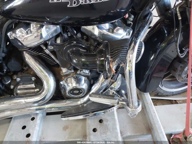 Продажа на аукционе авто 2018 Harley-davidson Flhx Street Glide, vin: 1HD1KBC14JB685932, номер лота: 42825665