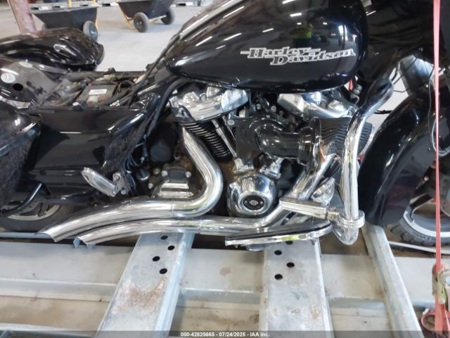 2018 HARLEY-DAVIDSON FLHX 1HD1KBC14JB685932 Photo 7