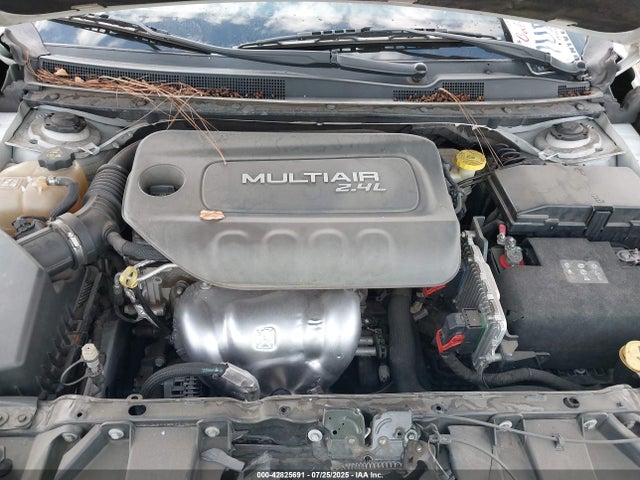 Chrysler 2015 2015 1C3CCCBB8FN599007 Image 10