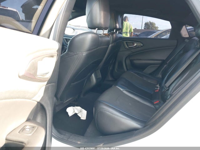 Chrysler 2015 2015 1C3CCCBB8FN599007 Image 8